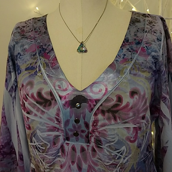 LADIES BLOUSE - Picture 2 of 3